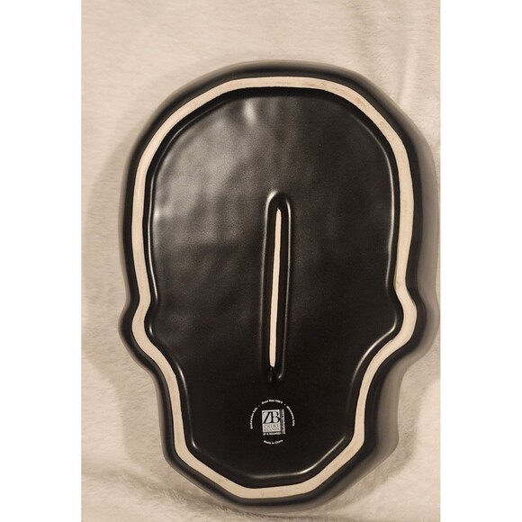 Halloween ZB Zrike Skull Skeleton Dish Baking Cake Pan 400 Degree Decor Ceramic - Picture 2 of 5